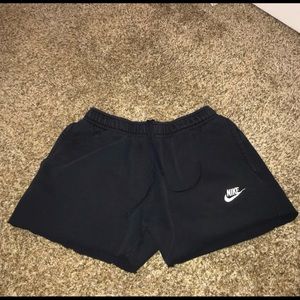 COPY - Nike sweatshorts